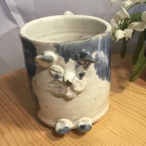 Vintage Studio Art Pottery Raised Cat Coffee Tea Mug Signed by Artist